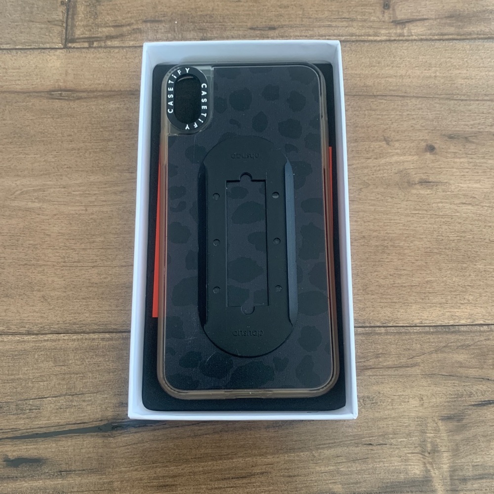 iPhone XS Max phone case